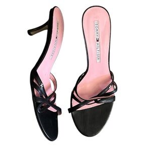 Tommy Hilfiger vintage 90’s Y2K Black & Pink kitten heels